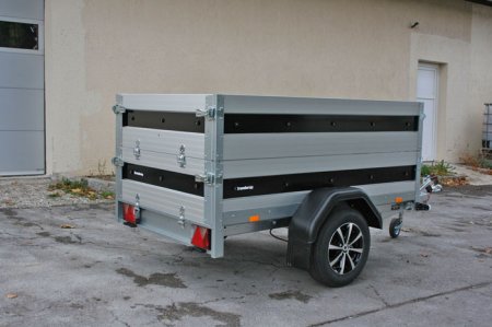 Brenderup Serie 2000 Alu mit Aufsätzen, Flachplane, Alufelgen | Anhängerpark Salzburg